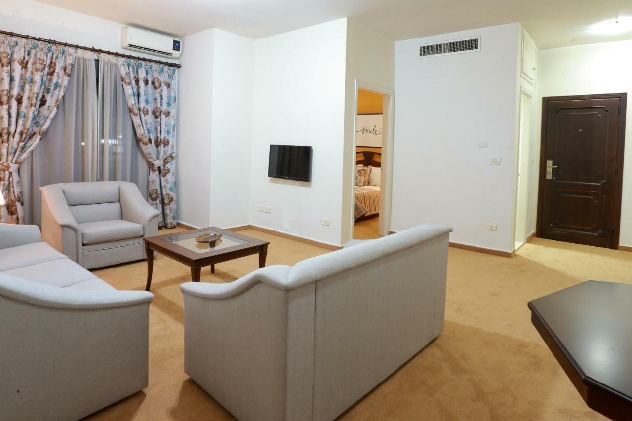 Nine Seven Hotel Adma wa Dafneh Luaran gambar